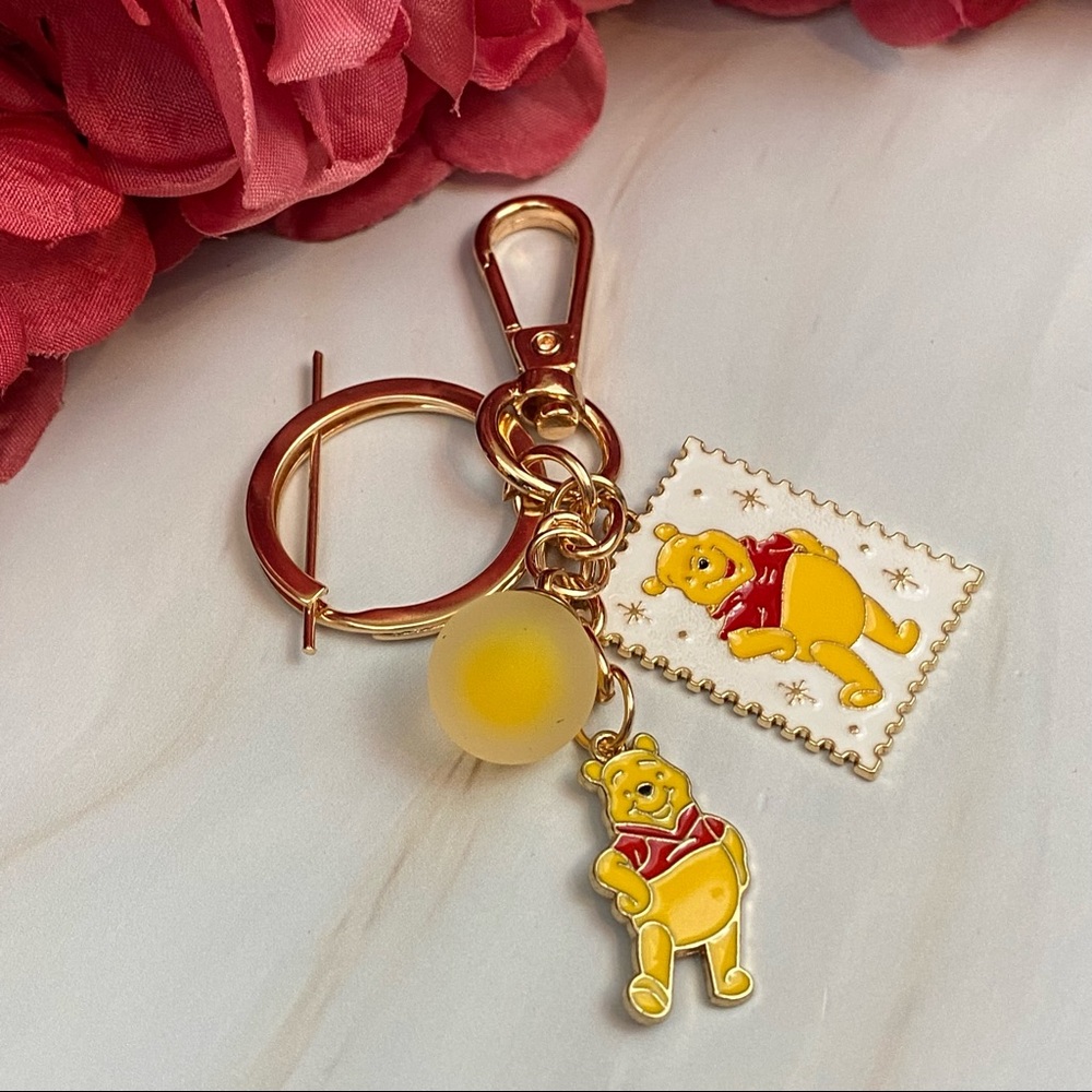 Winnie the Pooh and Piglet Keychain Charms - Picture 6 of 15